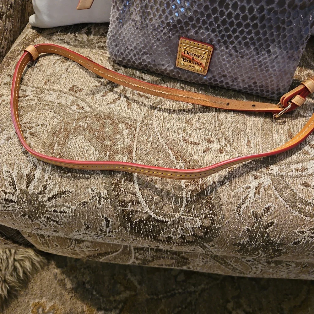 Dooney & Bourke Crossbody Bag - Picture 5 of 11